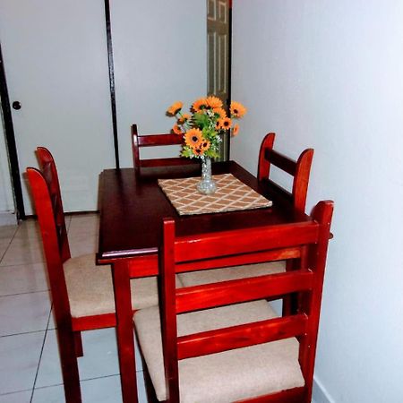 Central Oaklands Kingston Apt Екстер'єр фото