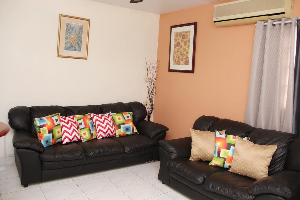 Central Oaklands Kingston Apt Екстер'єр фото